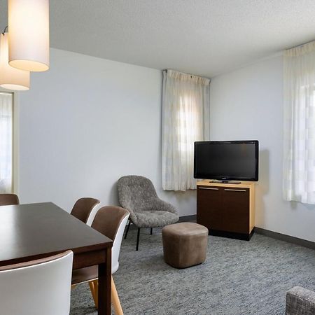 Towneplace Suites By Marriott York Exterior photo