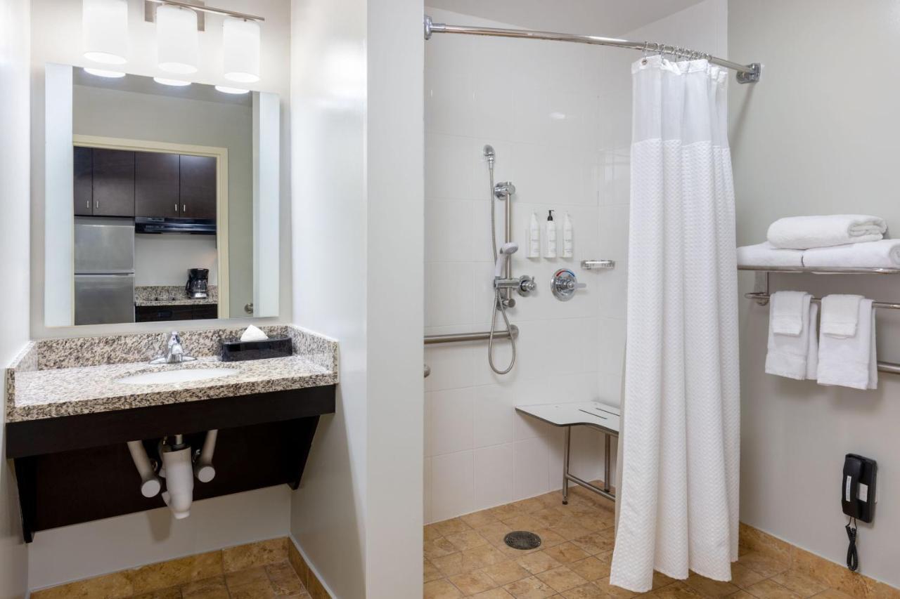 Towneplace Suites By Marriott York Exterior photo